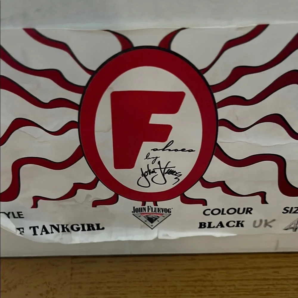 Very rare, discontinued John Fluevog Tank Girl Black Boots with Buckle Straps - Picture 2 of 10